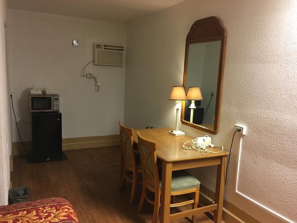 كينغمان Tri-State Inn المظهر الخارجي الصورة